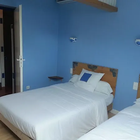 D'hôtes Au Grillon Dort Couette-café Moustey