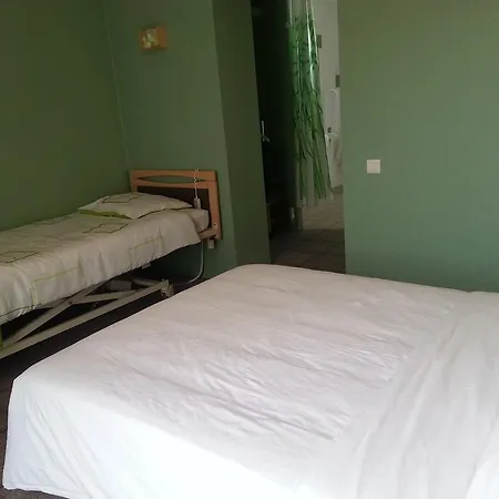 D'hôtes Au Grillon Dort Moustey