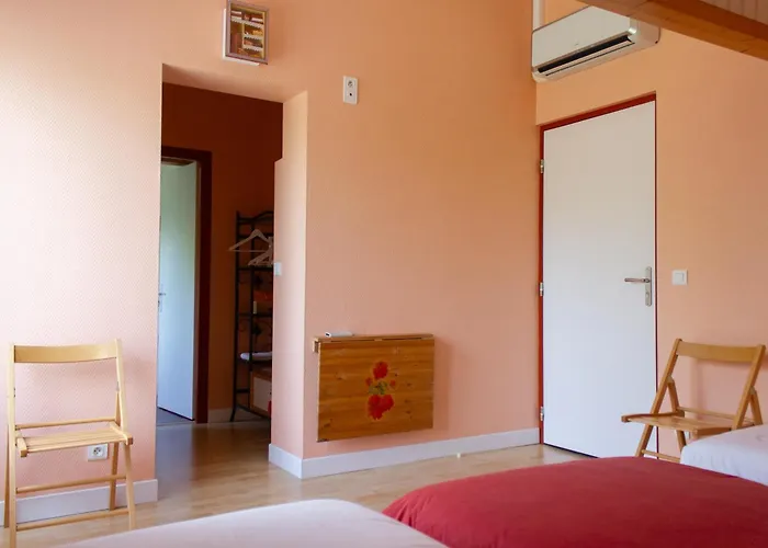 D'hotes Au Grillon Dort 3*