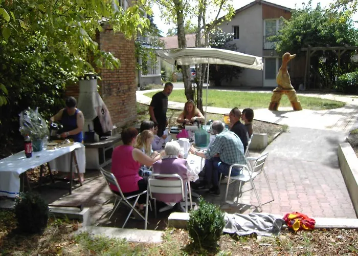 D'hotes Au Grillon Dort