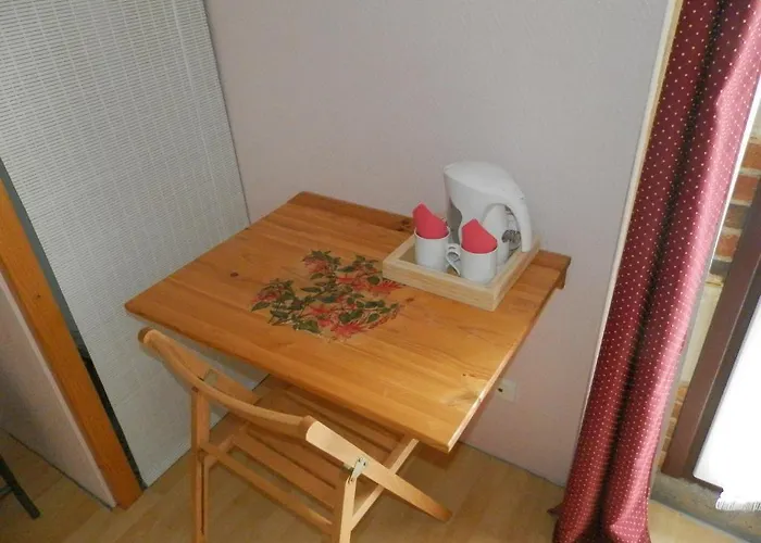 D'hotes Au Grillon Dort Bed & Breakfast